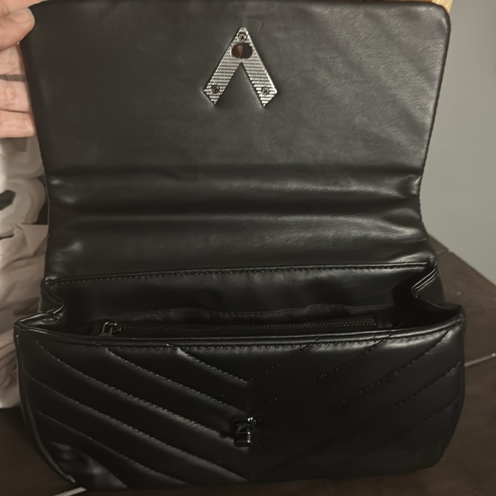 Valentino Black Quilted Crossbody Bag with Chain Strap - Picture 4 of 5
